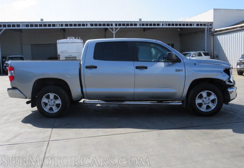 2014 Toyota Tundra - Image 12