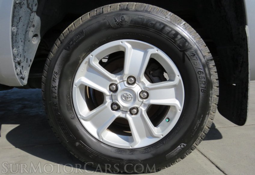 2014 Toyota Tundra - Image 16