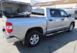 2014 Toyota Tundra - Image 6