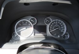 2014 Toyota Tundra - Image 34
