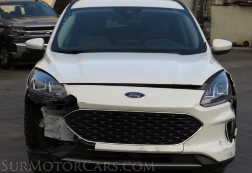 2020 Ford Escape - Image 15