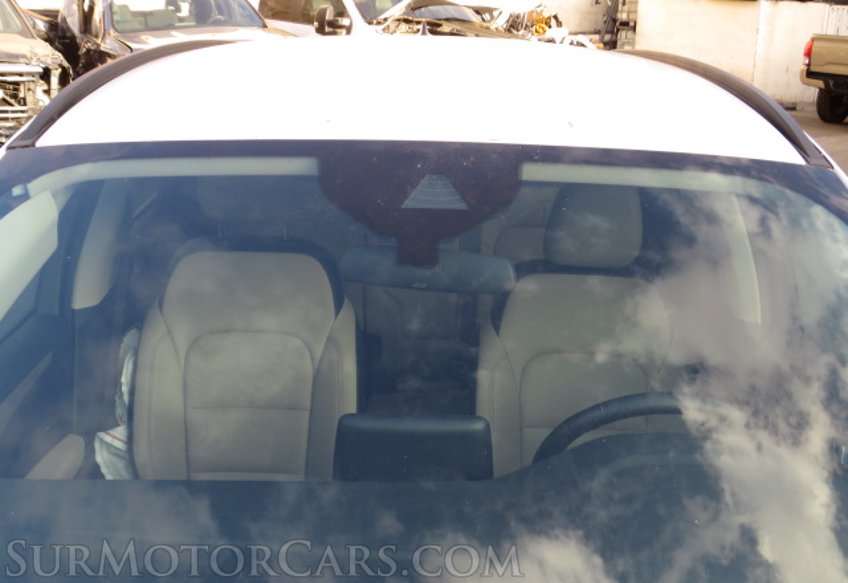 2020 Ford Escape - Image 16