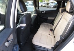 2020 Ford Escape - Image 31