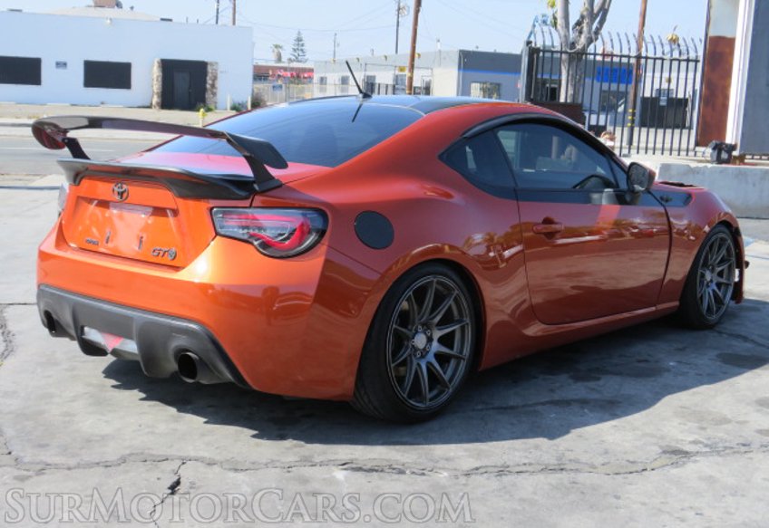 2013 Scion FR-S - Image 8