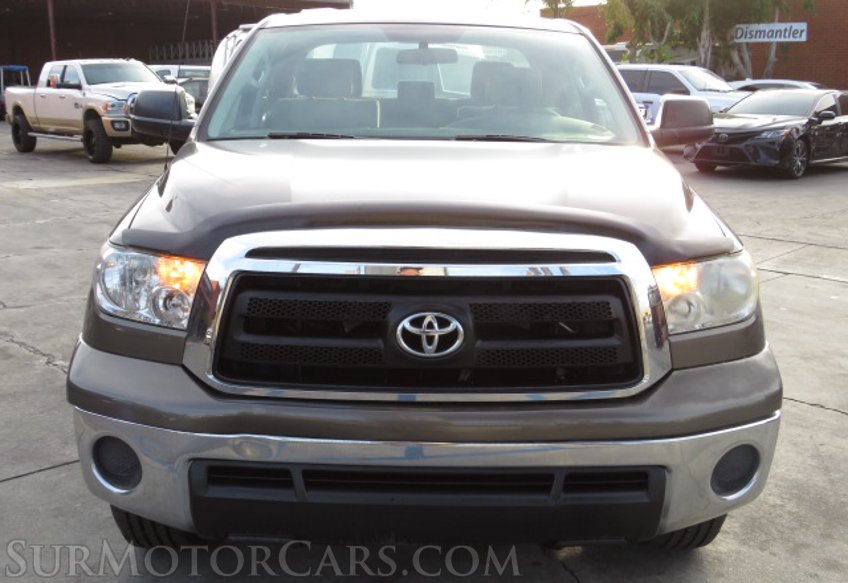 2012 Toyota Tundra Truck - Image 11