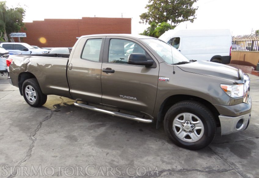 2012 Toyota Tundra Truck - Image 4
