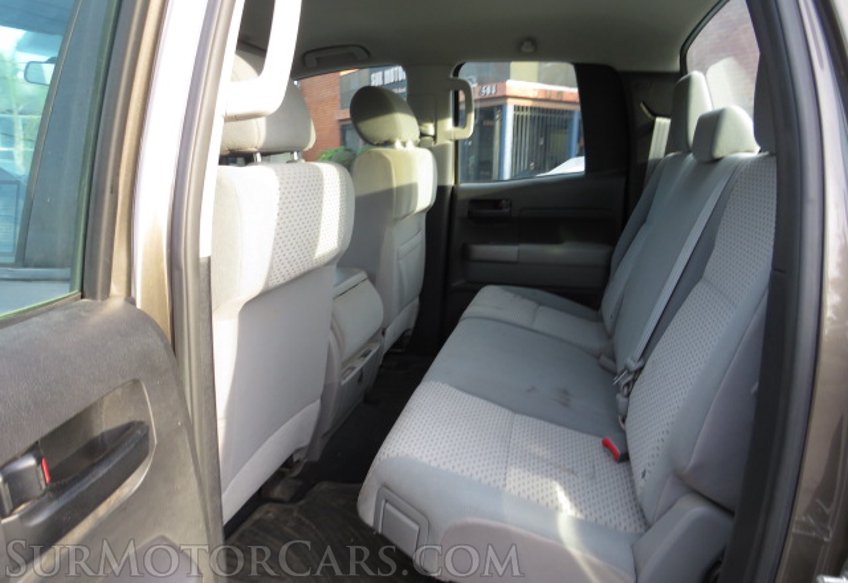 2012 Toyota Tundra Truck - Image 21