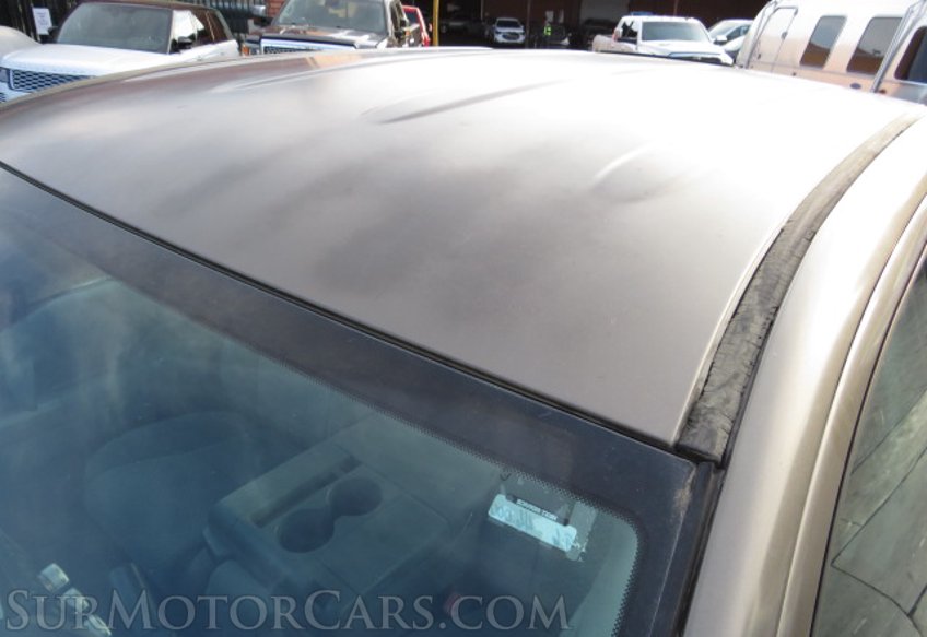 2012 Toyota Tundra Truck - Image 13