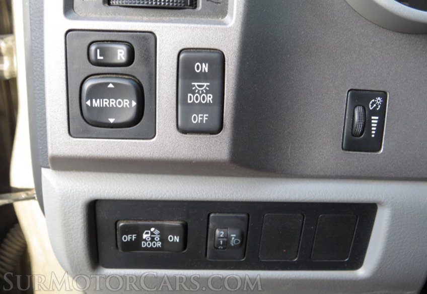 2012 Toyota Tundra Truck - Image 37