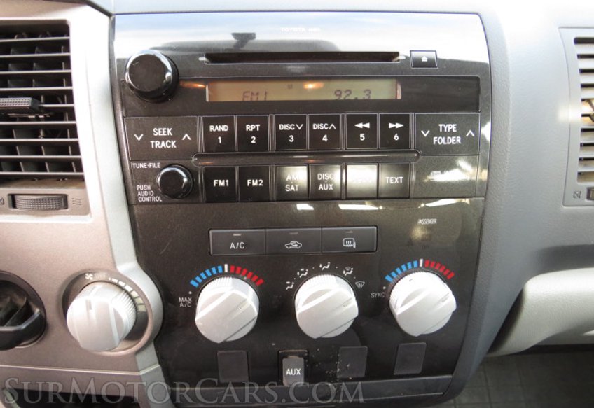 2012 Toyota Tundra Truck - Image 36