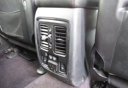 2017 Dodge Durango - Image 52