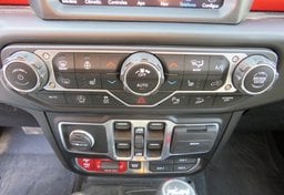 2020 Jeep Wrangler Unlimited - Image 37