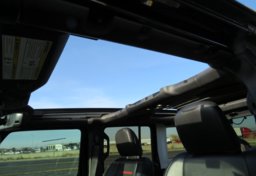 2020 Jeep Wrangler Unlimited - Image 28