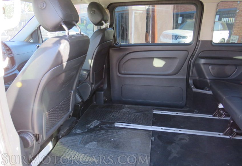 2016 Mercedes-Benz Metris Passenger Van - Image 25