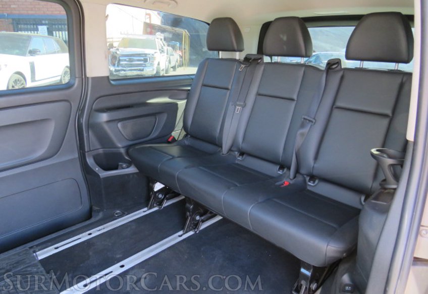 2016 Mercedes-Benz Metris Passenger Van - Image 28