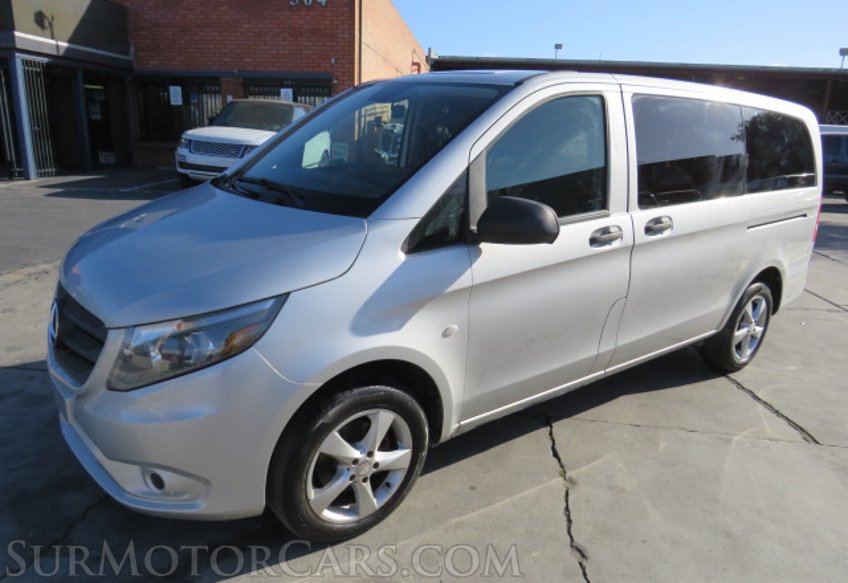 2016 Mercedes-Benz Metris Passenger Van - Image 2