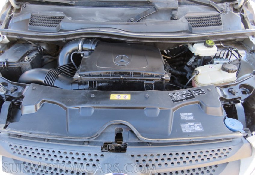 2016 Mercedes-Benz Metris Passenger Van - Image 43