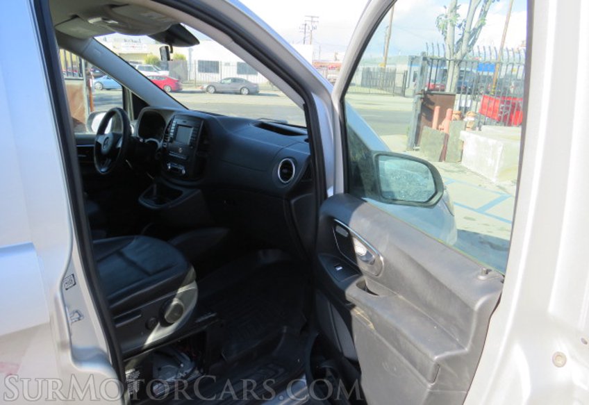 2016 Mercedes-Benz Metris Passenger Van - Image 19
