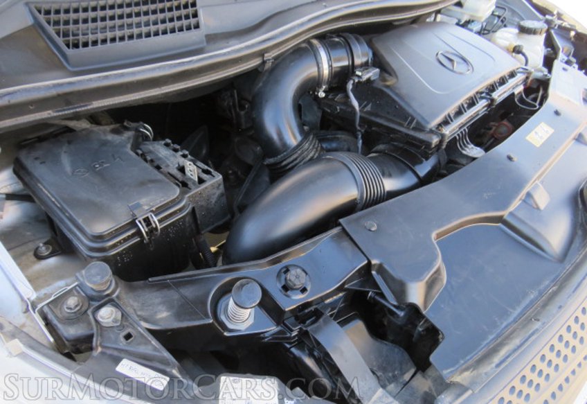 2016 Mercedes-Benz Metris Passenger Van - Image 42