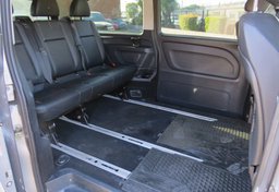 2016 Mercedes-Benz Metris Passenger Van - Image 27