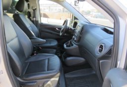 2016 Mercedes-Benz Metris Passenger Van - Image 23