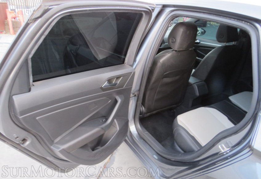 2020 Volkswagen Jetta - Image 20