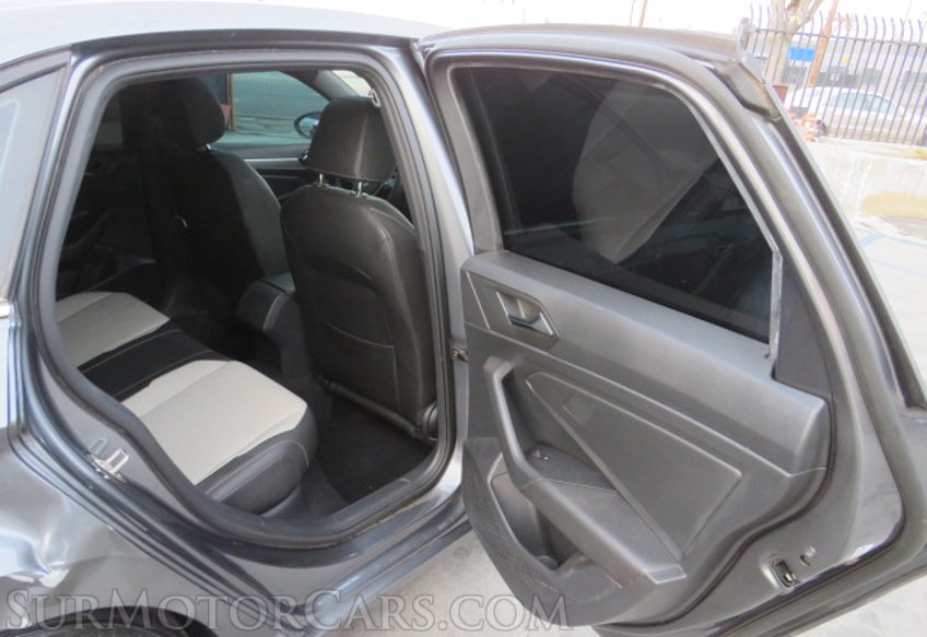 2020 Volkswagen Jetta - Image 21