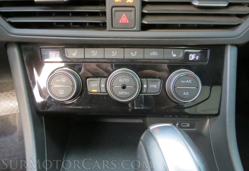 2020 Volkswagen Jetta - Image 38