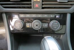 2020 Volkswagen Jetta - Image 38