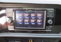 2020 Volkswagen Jetta - Image 37