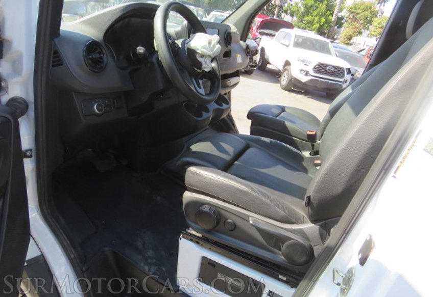 2023 Mercedes-Benz Sprinter - Image 23