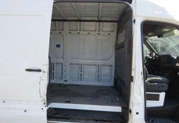 2023 Mercedes-Benz Sprinter - Image 13