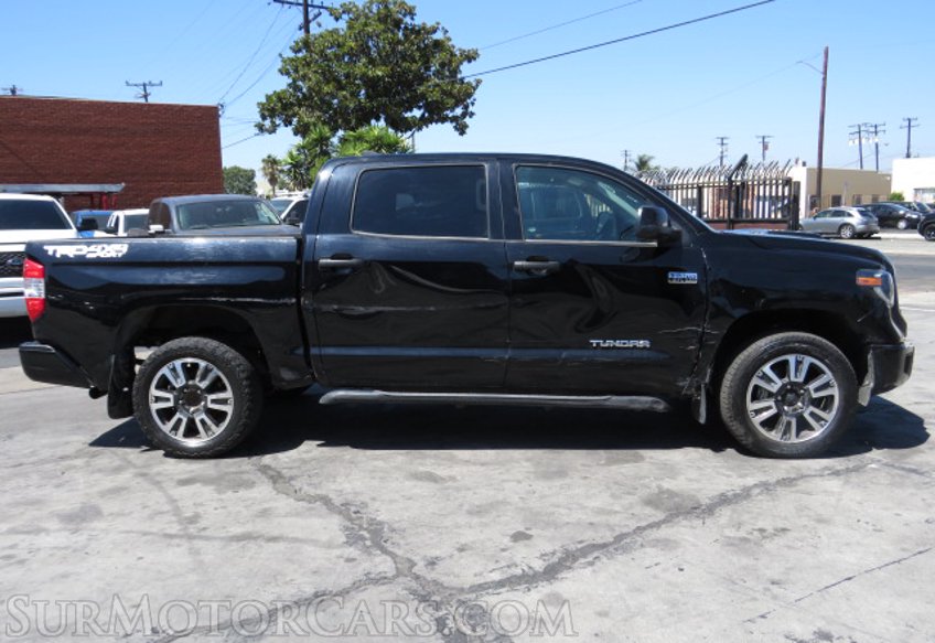 2020 Toyota Tundra 4WD - Image 10