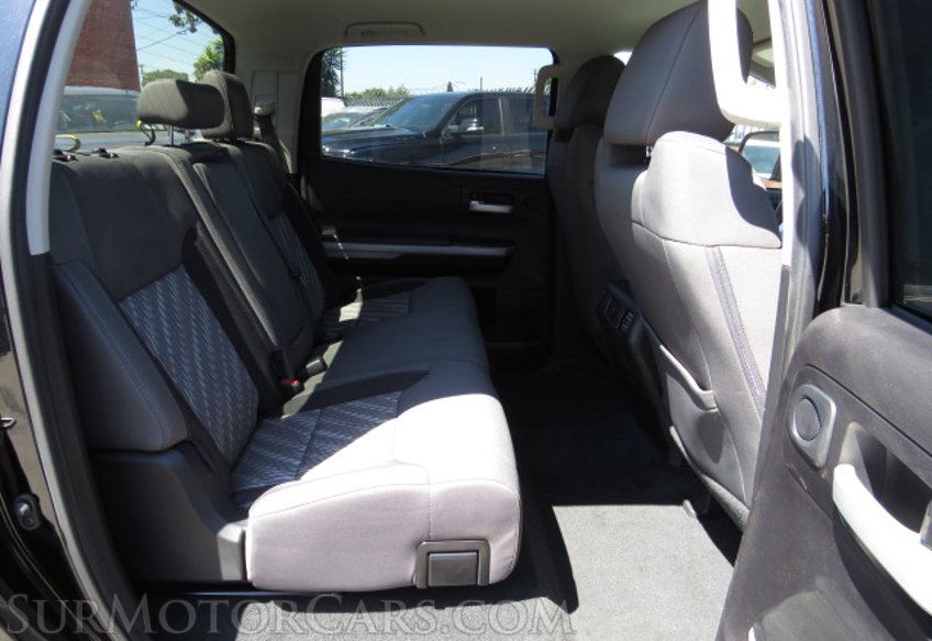 2020 Toyota Tundra 4WD - Image 32