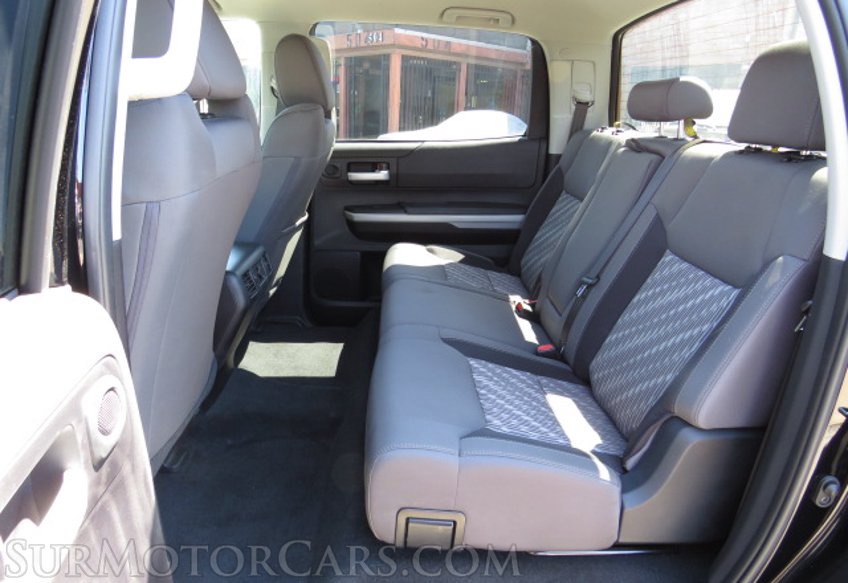 2020 Toyota Tundra 4WD - Image 31