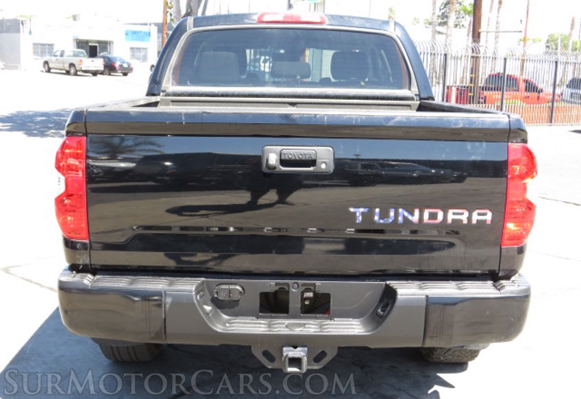 2020 Toyota Tundra 4WD - Image 12