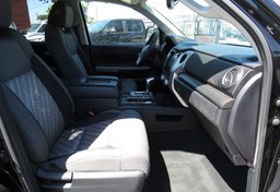 2020 Toyota Tundra 4WD - Image 28