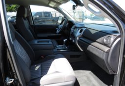 2020 Toyota Tundra 4WD - Image 26