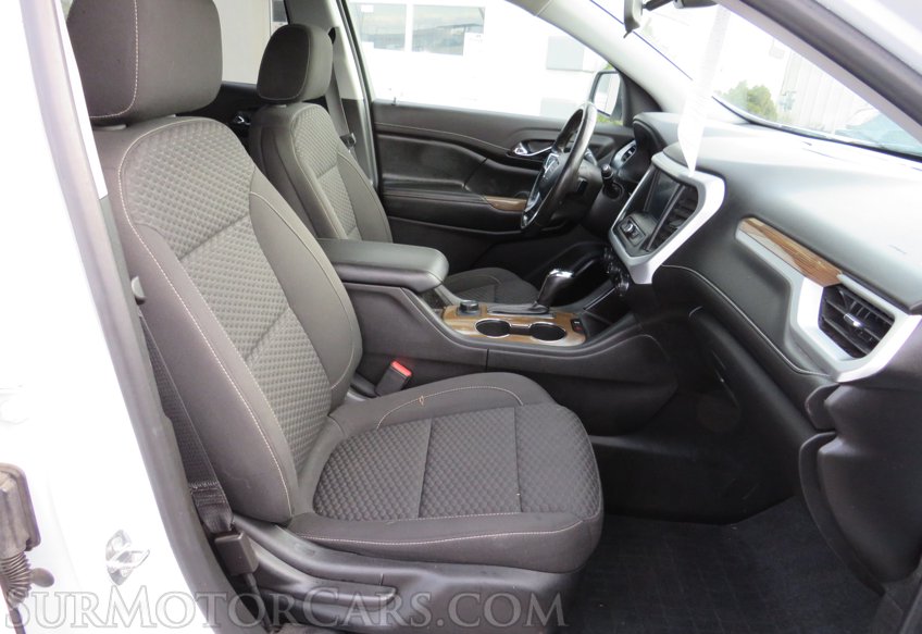 2019 GMC Acadia - Image 30