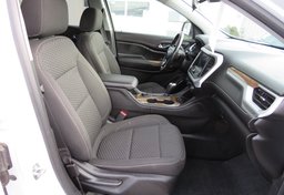 2019 GMC Acadia - Image 30