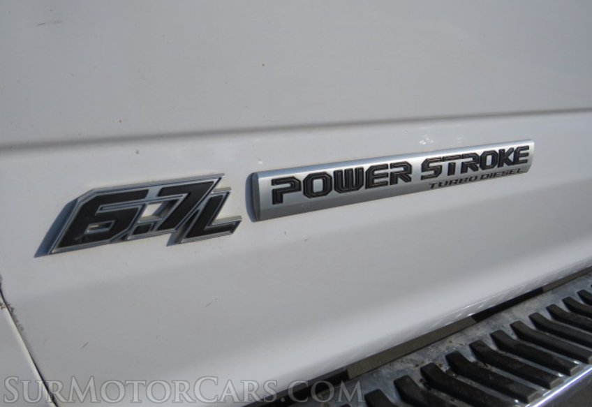 2019 Ford Super Duty F-350 SRW - Image 19