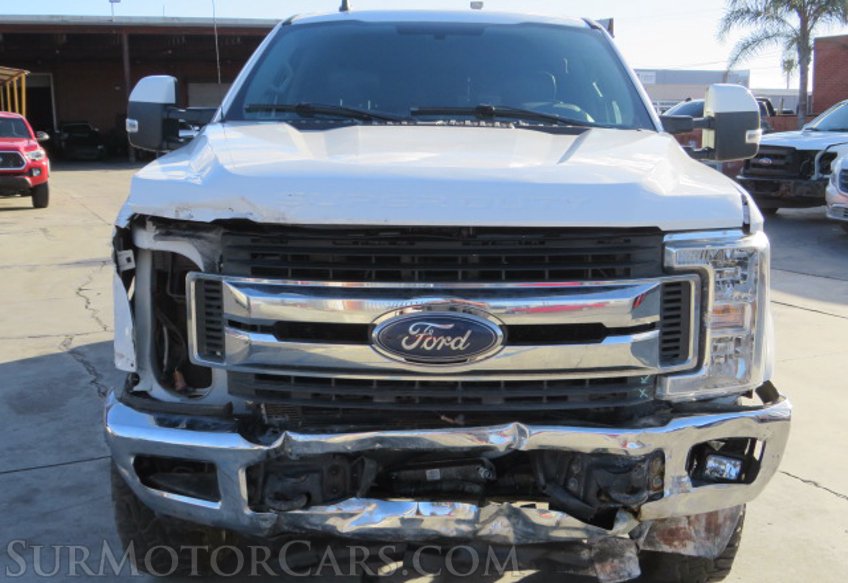 2019 Ford Super Duty F-350 SRW - Image 11
