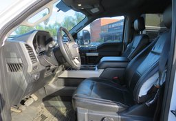 2019 Ford Super Duty F-350 SRW - Image 30