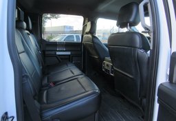 2019 Ford Super Duty F-350 SRW - Image 33