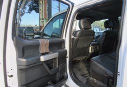 2019 Ford Super Duty F-350 SRW - Image 26