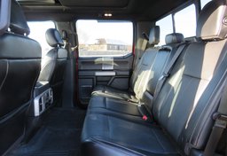 2019 Ford F-150 - Image 32