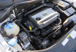 2014 Volkswagen CC - Image 42