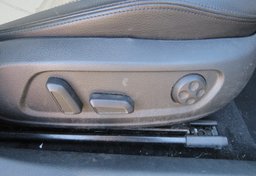 2014 Volkswagen CC - Image 41