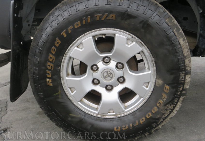 2015 Toyota Tacoma - Image 21