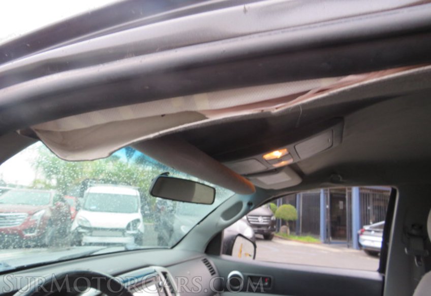 2015 Toyota Tacoma - Image 34